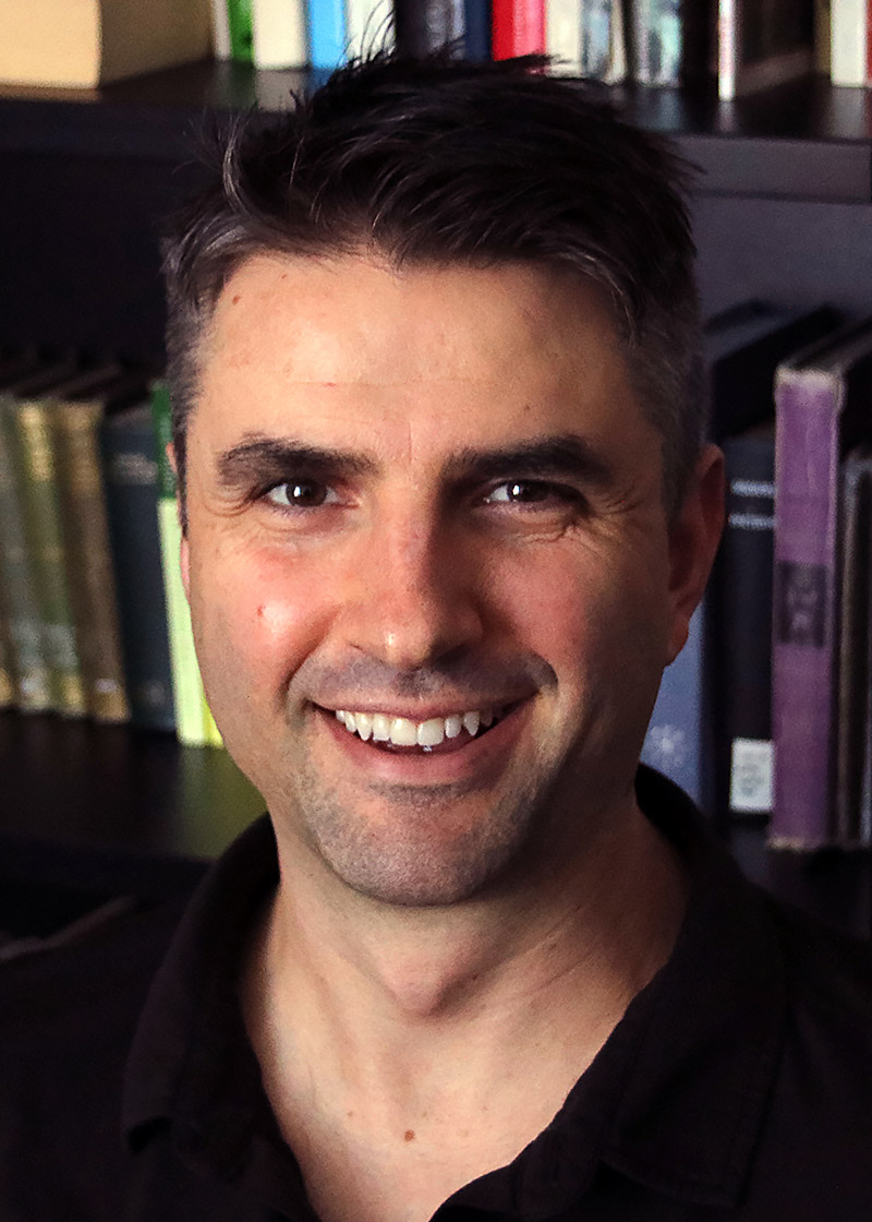 Neil Van Leeuwen