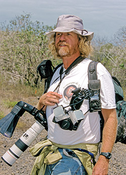 Mark Moffett (photo by Frank J. Sulloway)